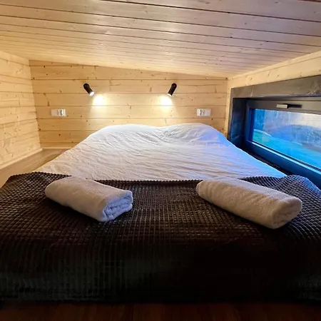 Flow Hill Kamp alanı *